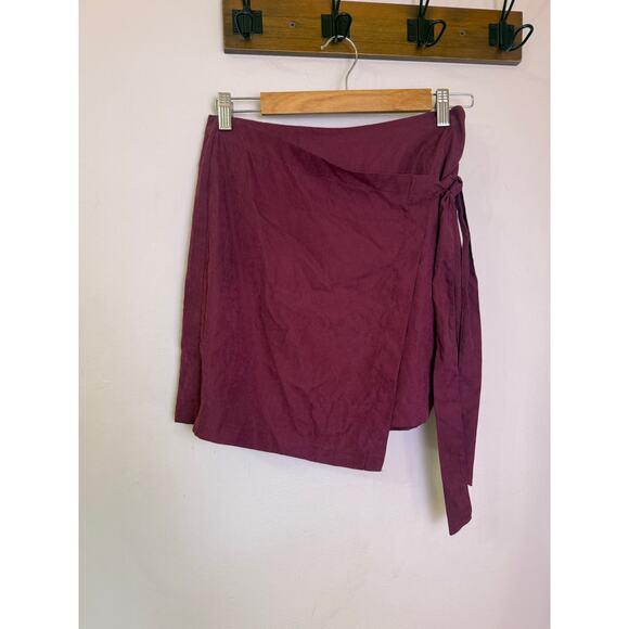 Anthropologie HYFVE Burgundy Wrap Mini Skirt Women’s Size M - Picture 1 of 5